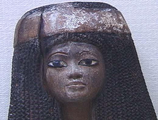femme Egyptienne tresse : www.shenoc.com
